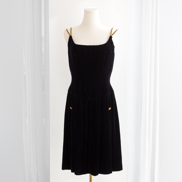Chanel Vintage F/W 1993 Black Velvet Gold Chain Strap Corset 93A Dress - Picture 3 of 12